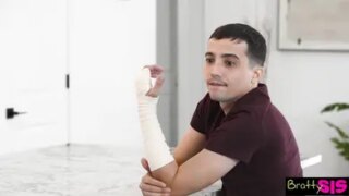 Sly Hot Blonde Stepsis Ashley Alexander Seduces Stepbro Takes His Cum – S34:e4